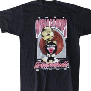 Vintage SALEM 1991 Chicago Bulls NBA World Champs UNBEATABLE T-Shirt Adult L